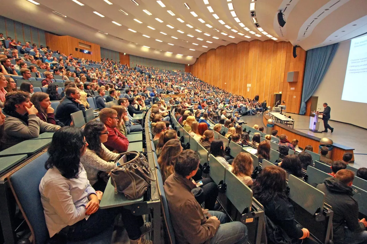 Đại học RWTH Aachen